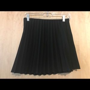 Theory pleated mini skirt